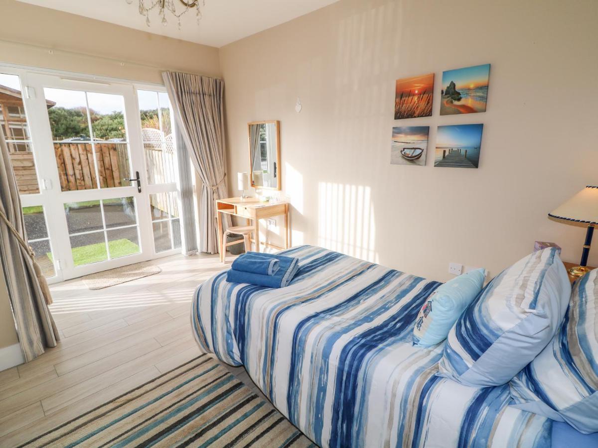 Seaview Villa Coleraine Exterior photo